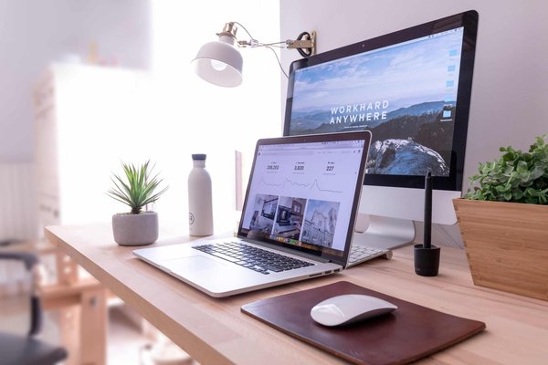 Travailler de chez soi : aménager un bureau efficace et stylé